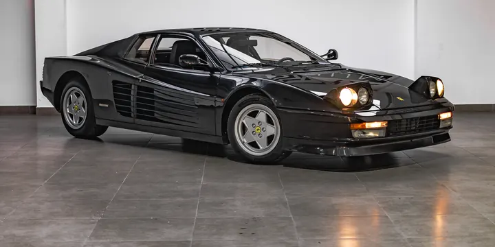 Ferrari Testarossa negro de 1989